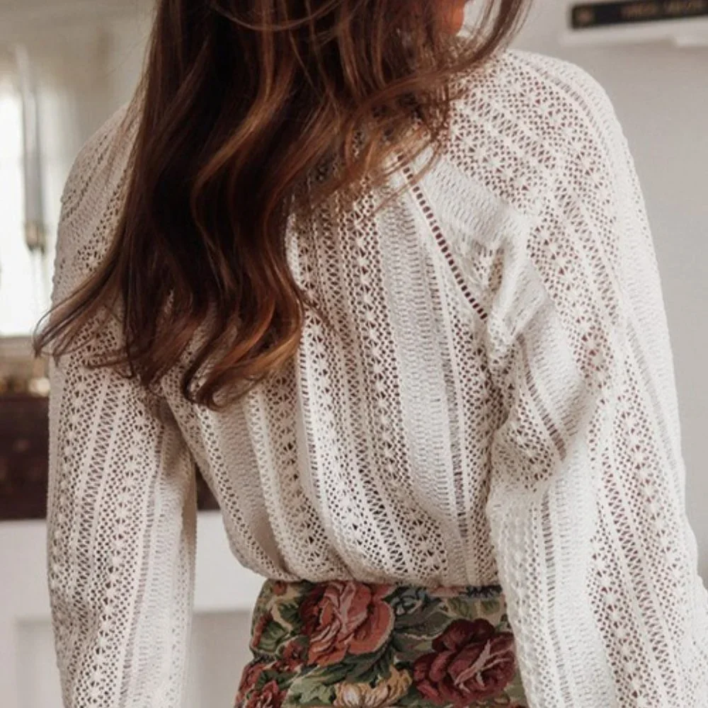 New Bohemian White Lace Long Sleeve V-Neck Button Front Blouse Top - Picture 9 of 11